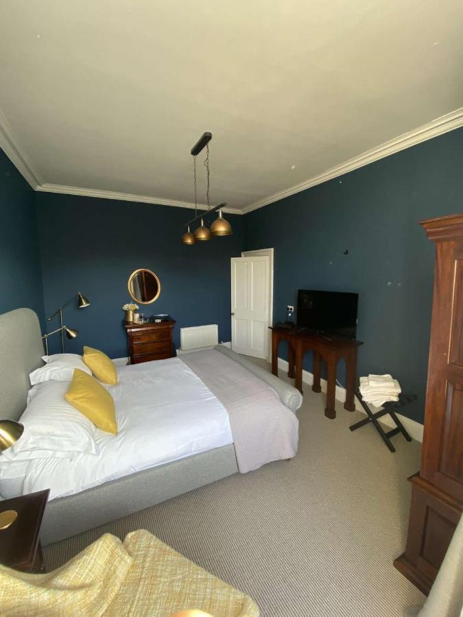 West End Townhouse Bed & Breakfast EDI Eksteriør bilde